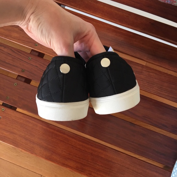 NWT Mossimo Supply Black quilted Sneakers - Picture 4 of 5